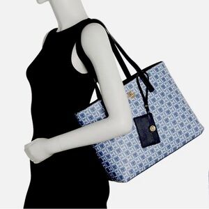 Tommy Hilfiger Cece II Shoulder Tote